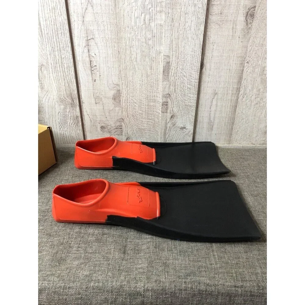 Finis Black Red Long Floating Fins for Swim Snorkeling Size Small Men 3-5 W 4-6 - Picture 2 of 6